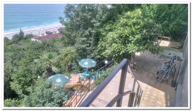 . Отель Дача художников. Гагра