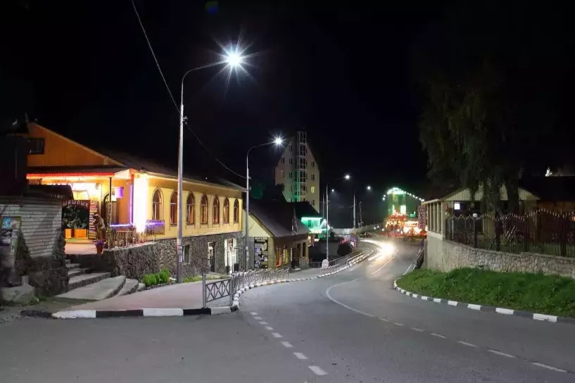 . Отель «Каприз». Домбай-гостиницы