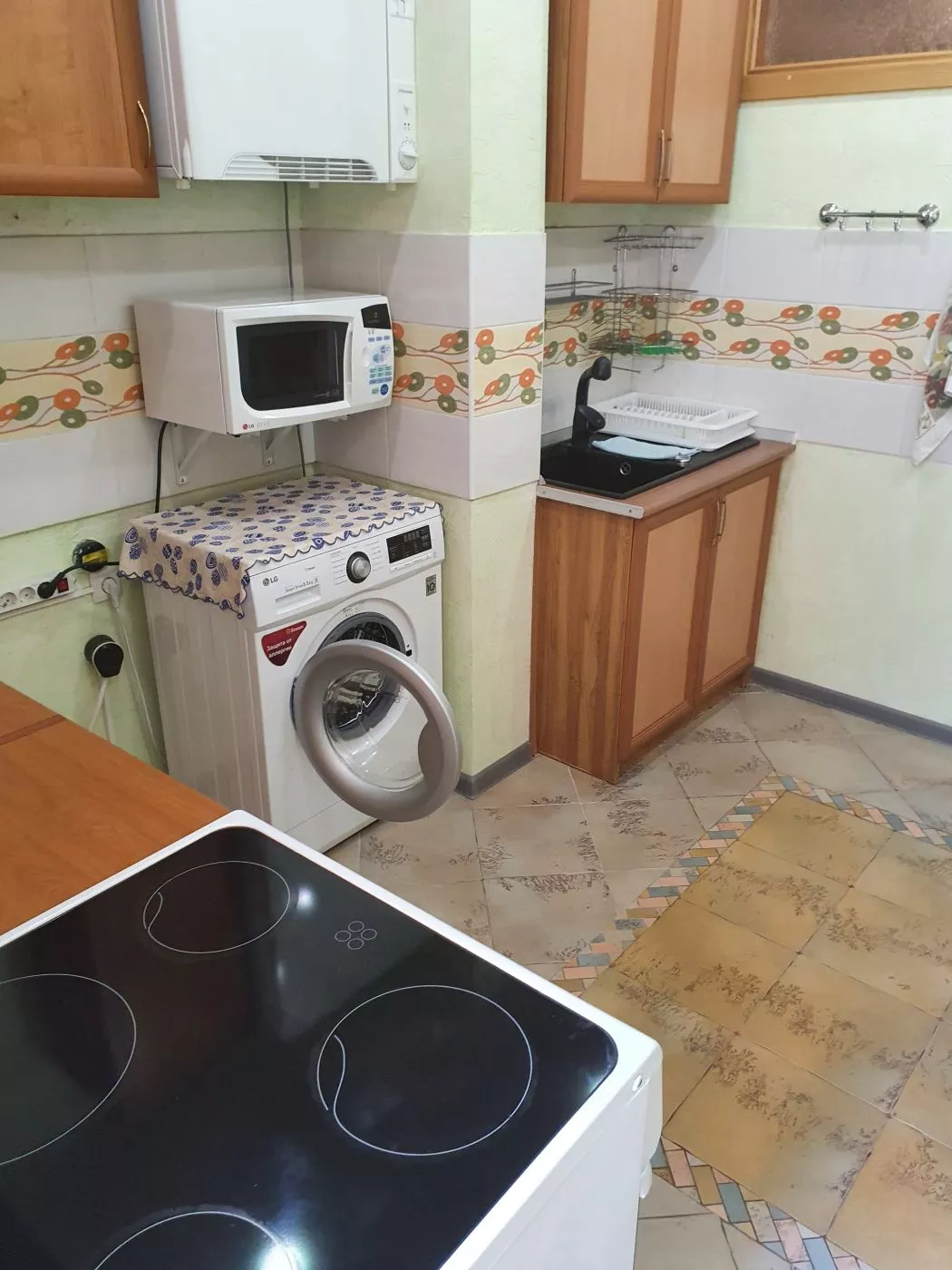 . Квартира в многоквартирном доме Двухкомнатная квартира Кольцевая 2. Квартиры в Лазаревском