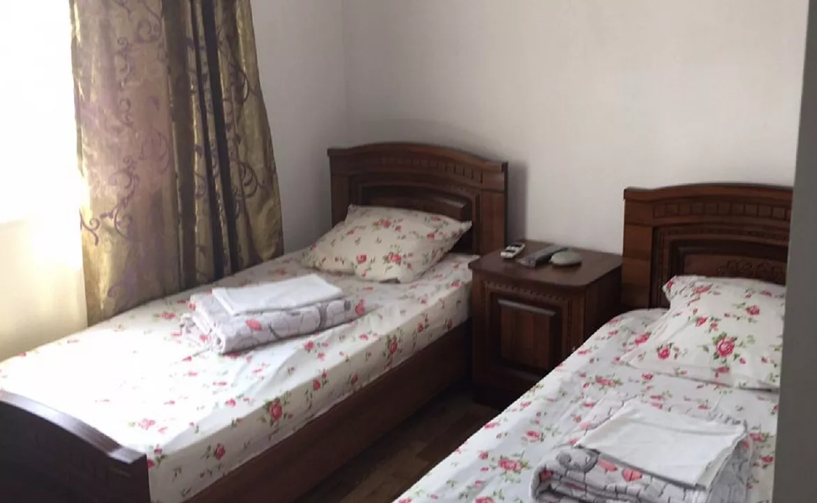 Двухместный номер стандарт. Гостевой дом Аквамарин - Лоо. Лоо Двухместный номер стандарт. Гостевой дом Аквамарин - Лоо. Лоо