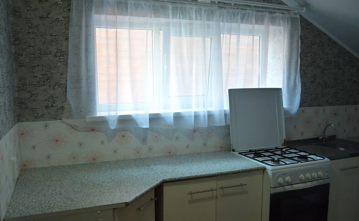 Двухкомнатная квартира. Гостевой дом "Алина" - Голубицкая. Голубицкая