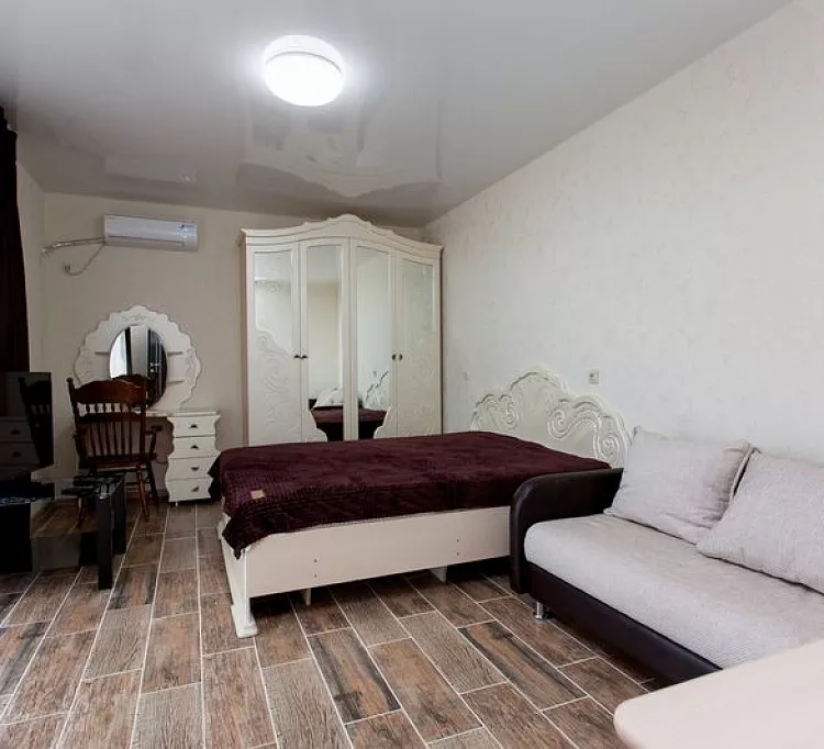 . Гостевой дом У моря на Тихорецкой. Солоники