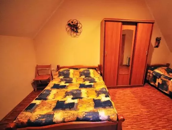 Коттедж. Отель «Каприз». Домбай-гостиницы