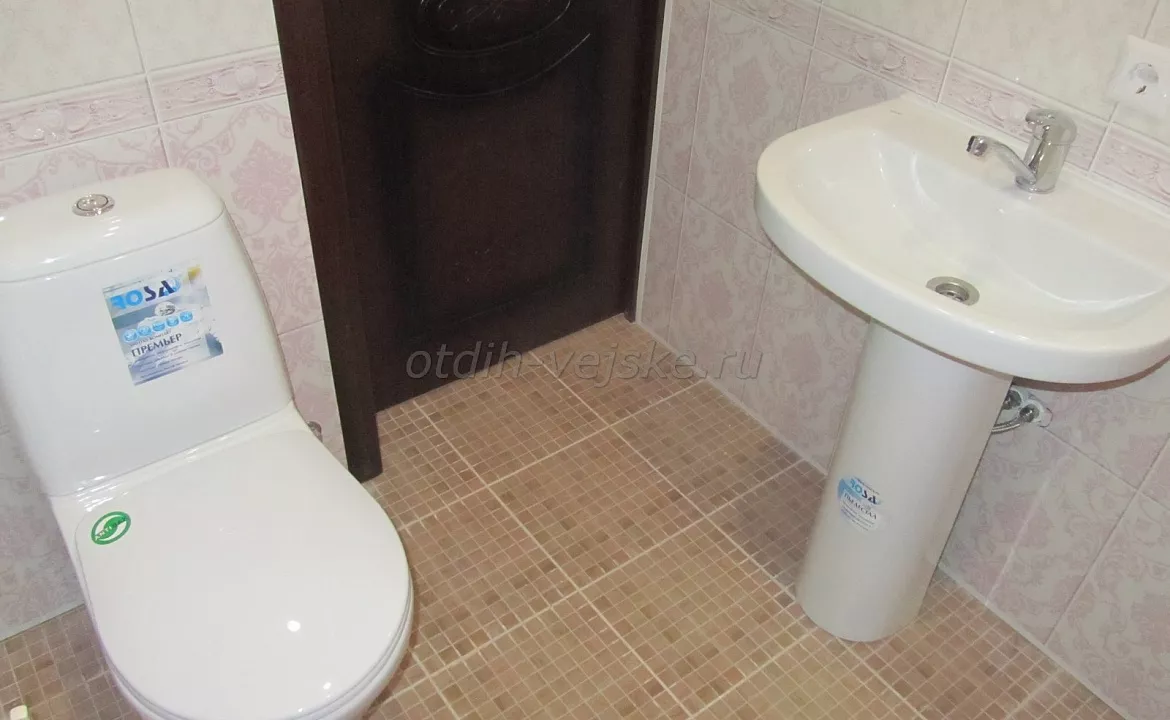 Двухкомнатный дом. Частный сектор "На Море". Ейск