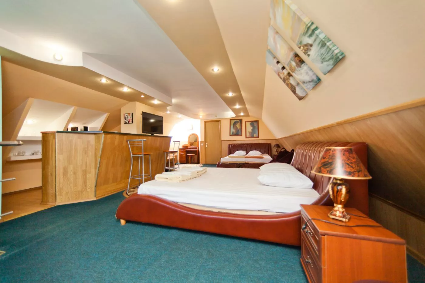 . Отель Водноспортивный клуб-отель "Торнадо". Ейск