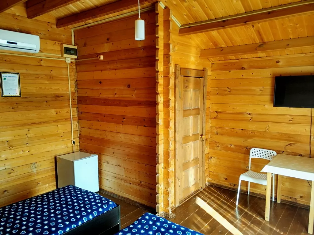 . Гостевые домики "Парадиз" в Новом Афоне рядом с морем. Новый Афон