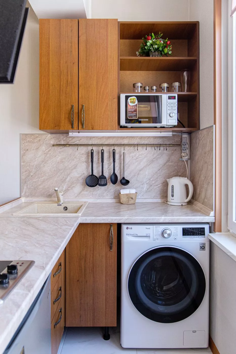 . Квартира в многоквартирном доме Студия около моря . Сочи