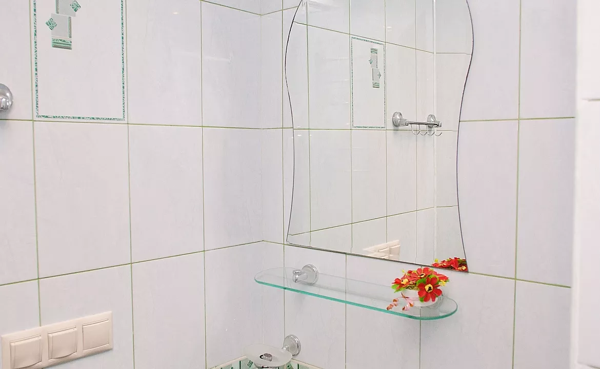 Стандартный семейный номер на 1 этаже . Гостевой дом Дом у Моря ЛАКИ. Геленджик Стандартный семейный номер на 1 этаже . Гостевой дом Дом у Моря ЛАКИ. Геленджик