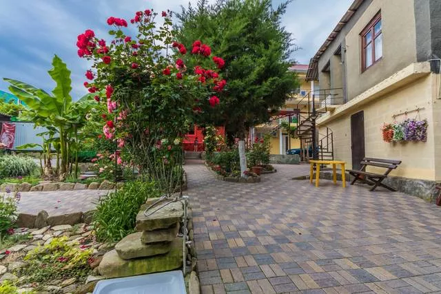 . Гостевой дом "Адель". Джубга