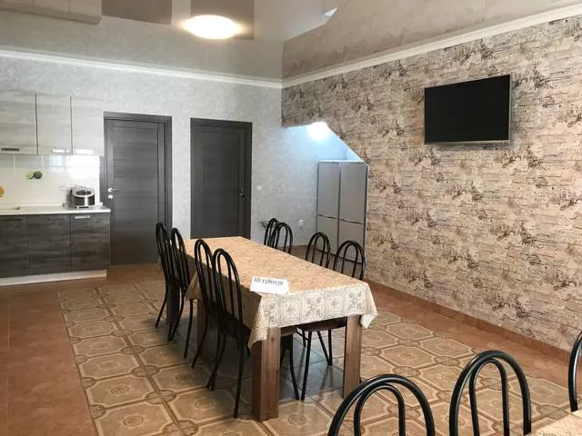 . Гостевой дом "Ласта" . Небуг