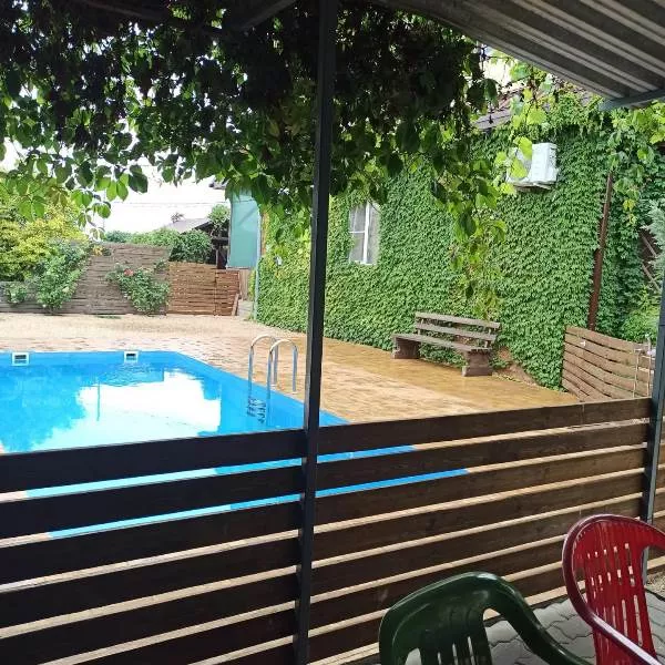 . Гостевой дом "Семья" - Должанская. Должанская