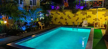 Апарт-отель “Planeta MOV”