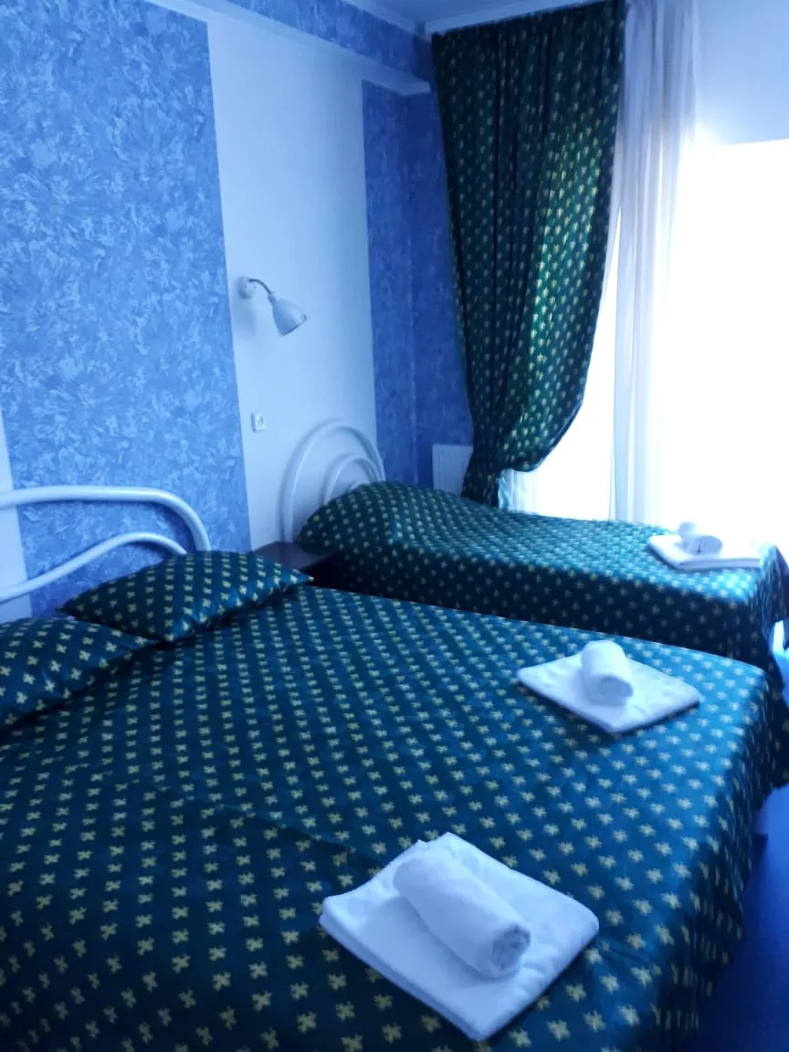 . Гостиница "Парадиз". Ольгинка