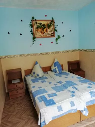 Номер с балконом. Гостевой дом "Горный воздух". Вардане Номер с балконом. Гостевой дом "Горный воздух". Вардане