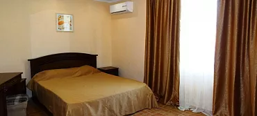 Гостиница Платан-2