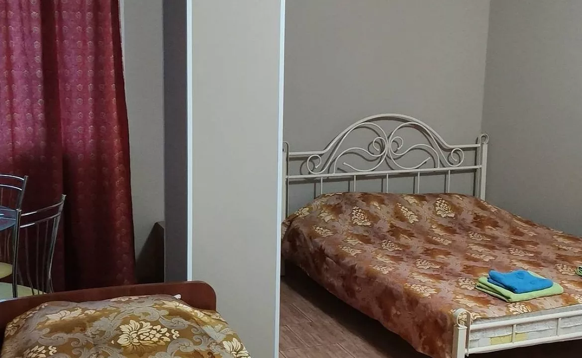 Четырёхместный с кухней Комфорт. Гостевой дом "Клевер" . Лазаревское Четырёхместный с кухней Комфорт. Гостевой дом "Клевер" . Лазаревское