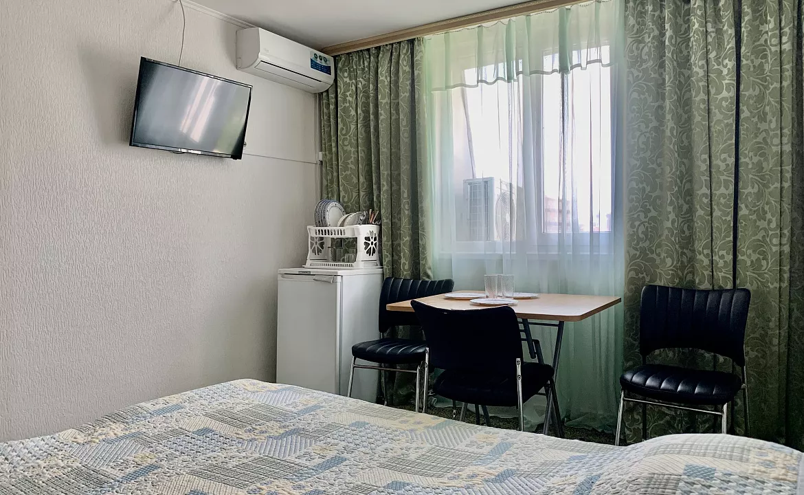 3-ех местный СТАНДАРТ . Гостевой дом Калина. Гагра