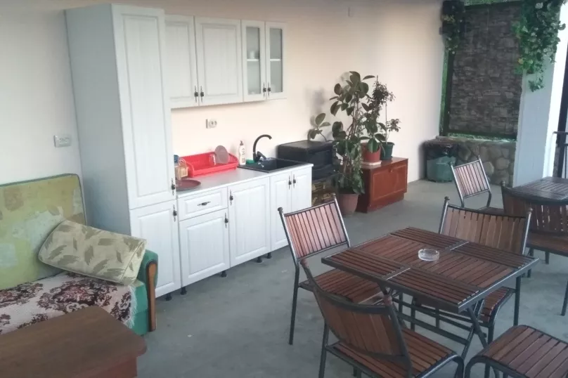 . Гостевой дом ЛенАрт. Головинка