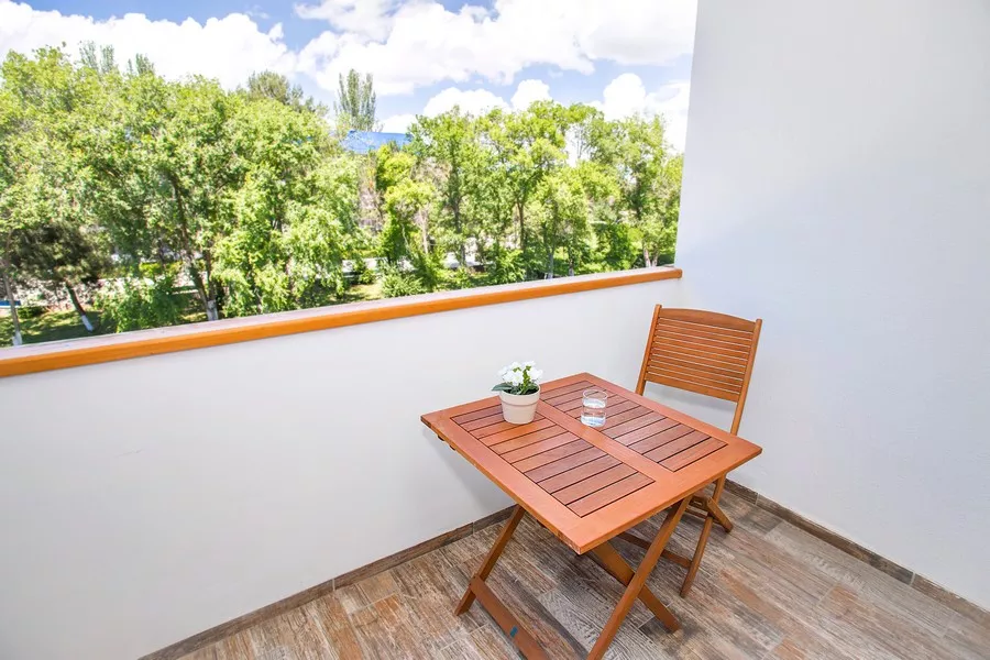 Стандарт с балконом. Пансионат Дублин-Дельфин . Нижнее Джемете Стандарт с балконом. Пансионат Дублин-Дельфин . Нижнее Джемете