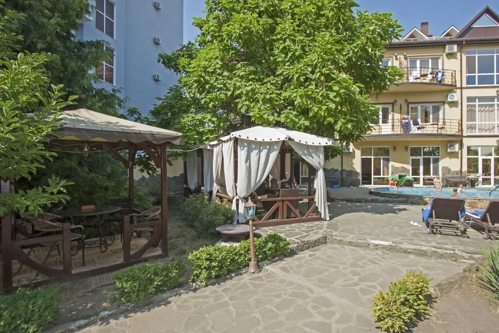 . Отель "Феличи". Витязево . Отель "Феличи". Витязево