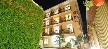 Гостиница "Вояж" - Лазаревское