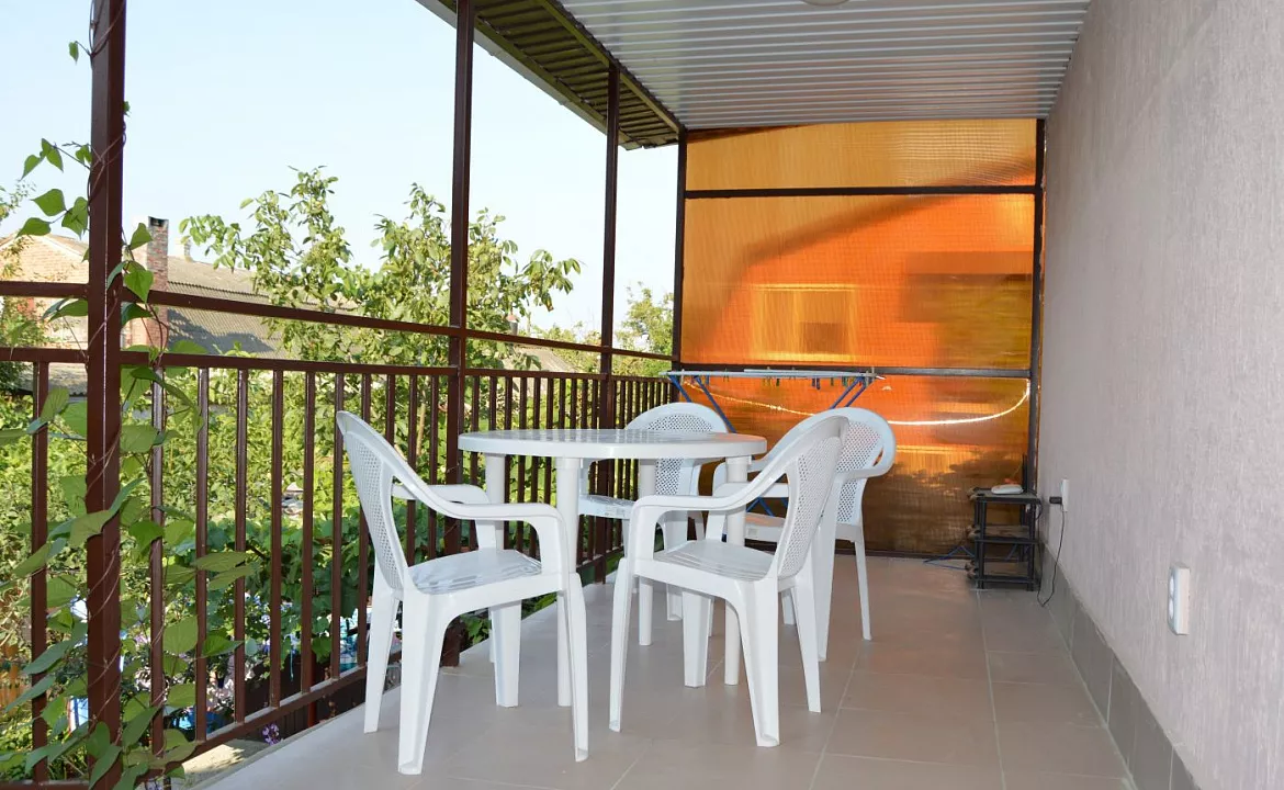 Двухкомнатная квартира. Гостевой дом "Алина" - Голубицкая. Голубицкая