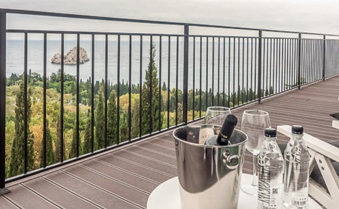 4-х комнатные апартаменты. Гостиница Лантерна. Гурзуф