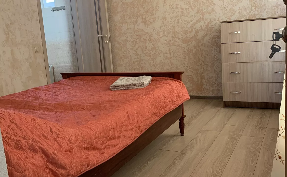 Часть дома под ключ . Частный сектор Часть дома под ключ с двором. Геленджик