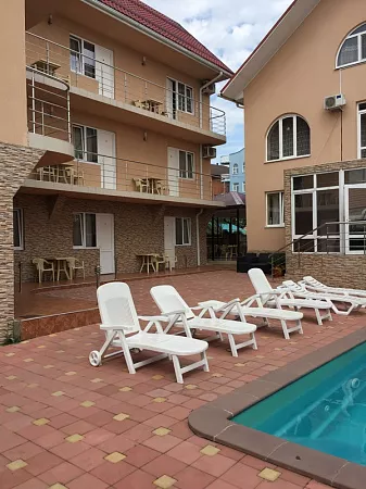 . Гостевой дом "Семь Ветров". Адлер