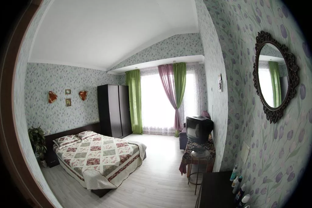 Стандартный семейный номер. Мини-гостиница Морской курорт. Ейск Стандартный семейный номер. Мини-гостиница Морской курорт. Ейск