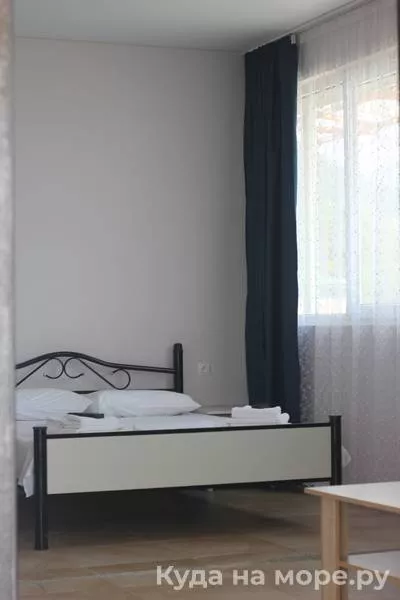 Трехместный однокомнатный «Комфорт». Отель Феникс. Цандрипш