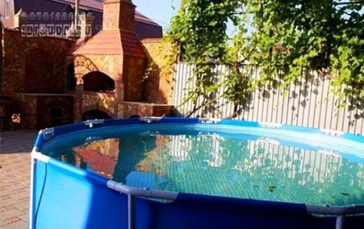 . Гостевой дом У Георгия . Витязево