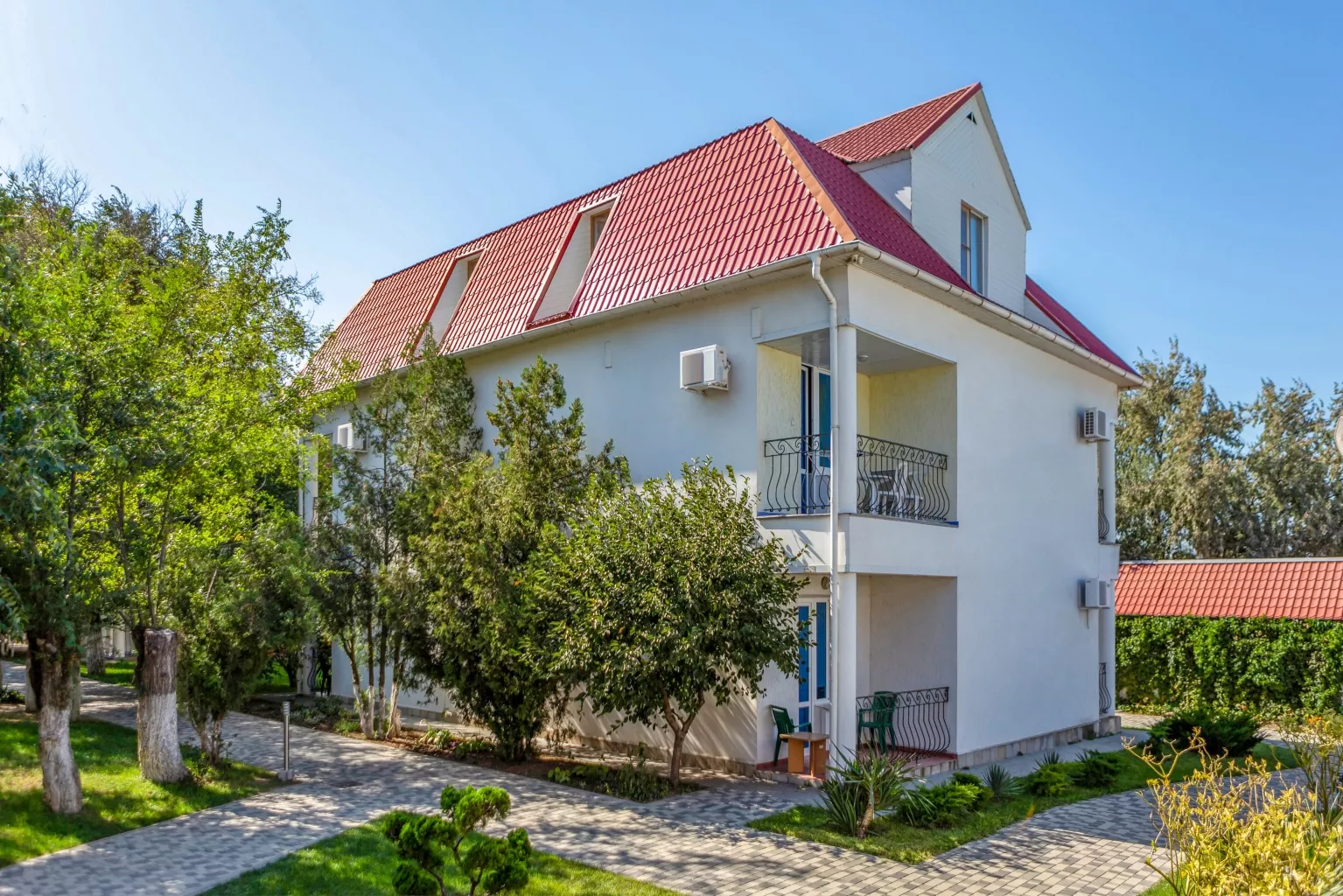 . Семейный отель RIGA VILLAGE RESORT. Щелкино