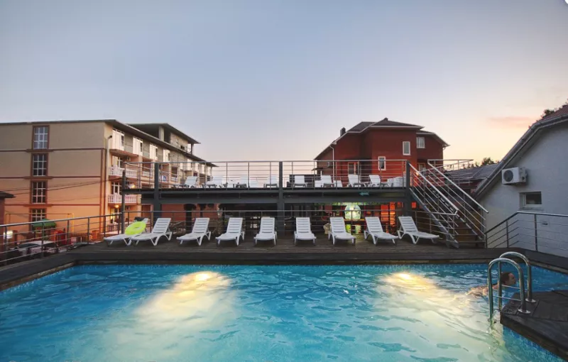 . Гостиница "Лотос" . Дивноморское