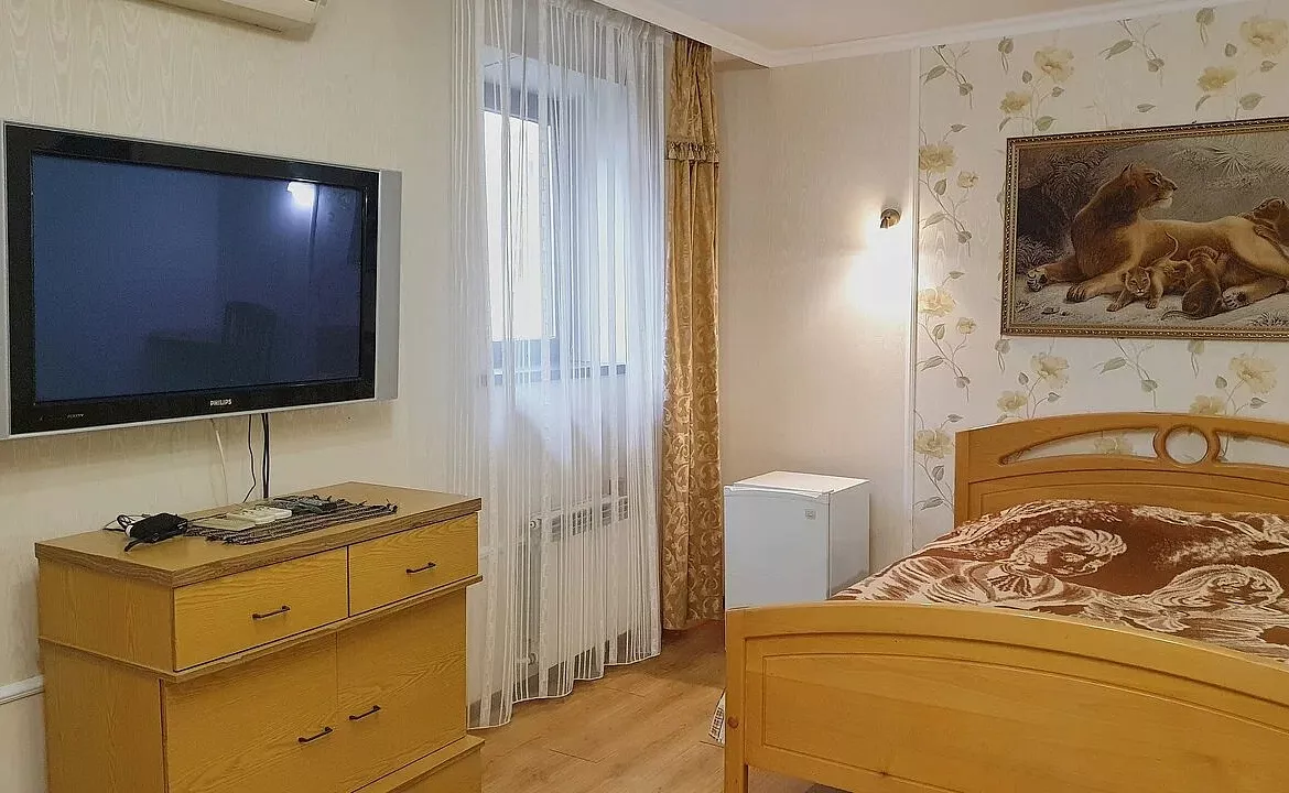 Семейный №5 . Гостевой дом "НАШ ДОМ". Геленджик