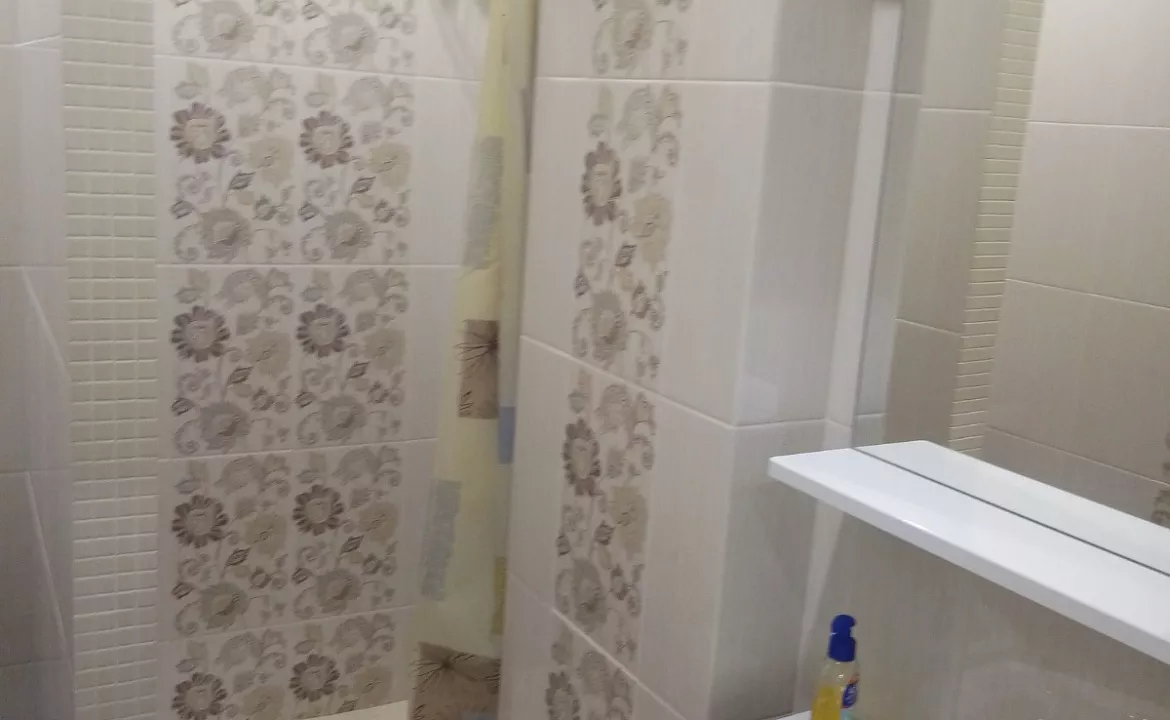 Квартира-студия под ключ. Квартира в многоквартирном доме ПЕРВАЯ  БЕРЕГОВАЯ  ЛИНИЯ!!!!. Адлер