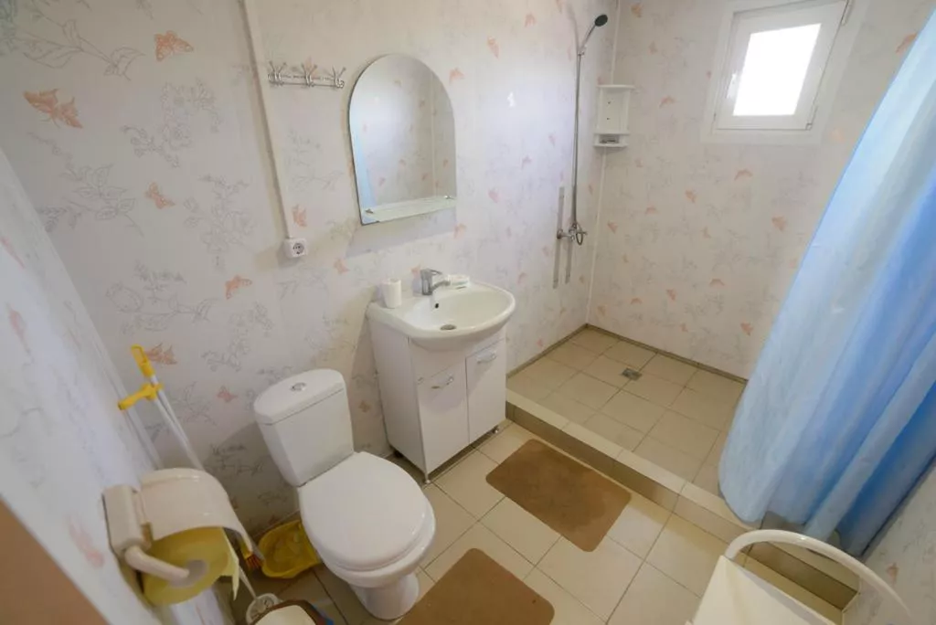  Четырехместный номер. База отдыха "Мадагаскар". Должанская