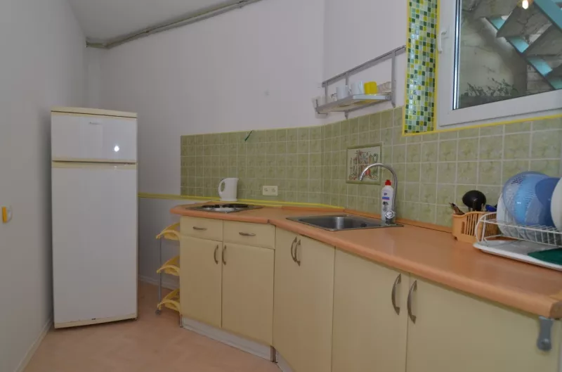 2-КОМНАТНЫЙ НОМЕР С КУХНЕЙ. Пансионат "Вилла-Луиза". Рыбачье