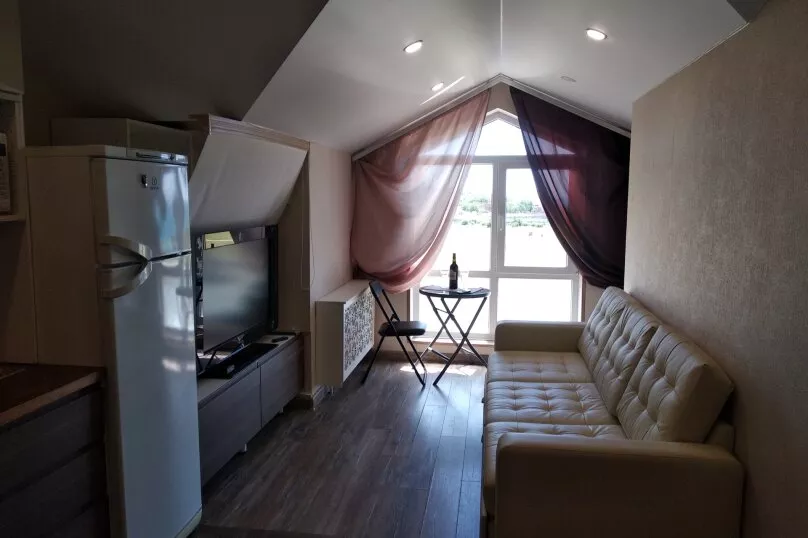 . Квартира в многоквартирном доме Апартаменты у моря. Геленджик