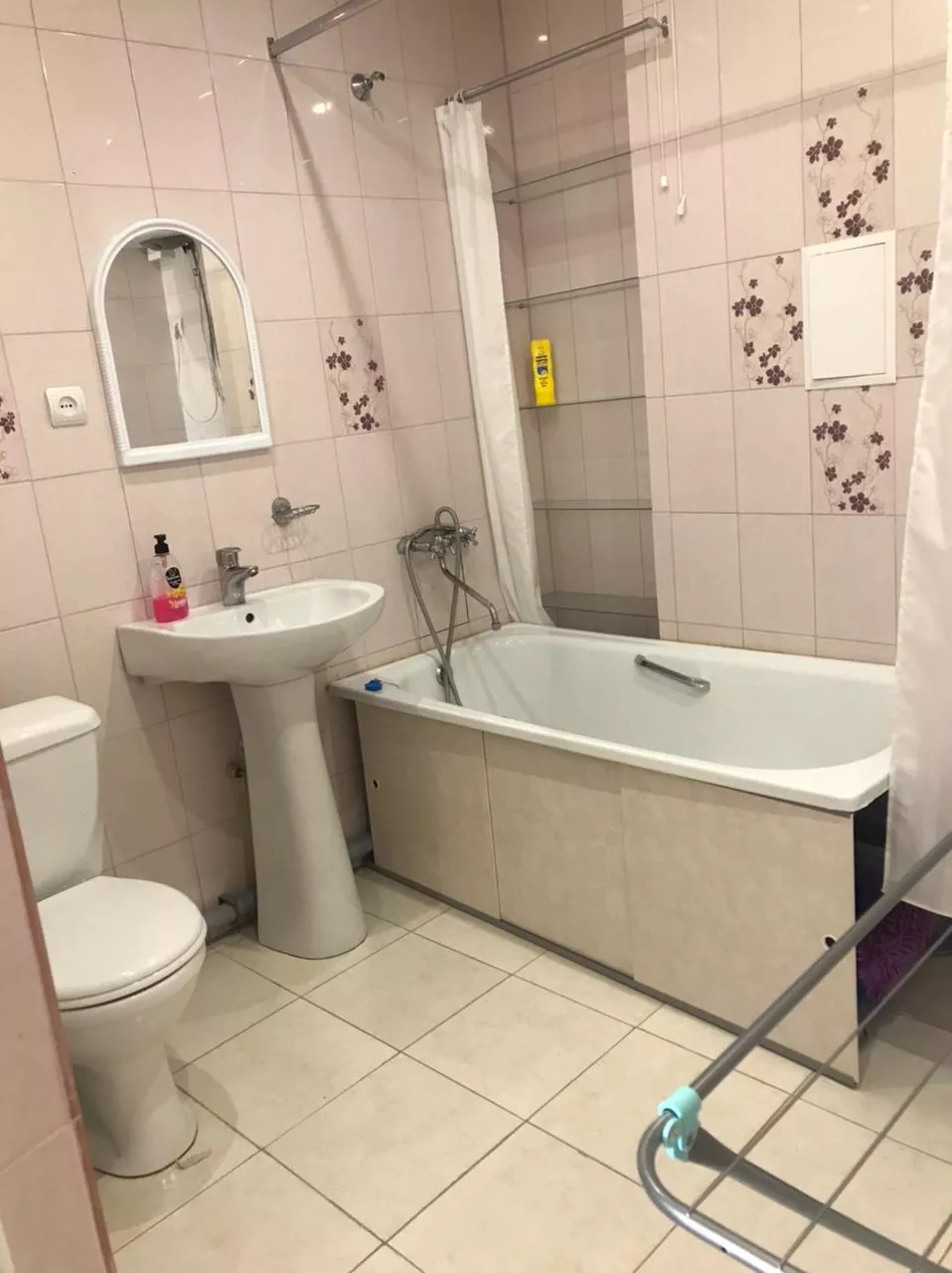 . Квартира в многоквартирном доме Лакоба. Гагра