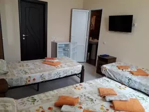 Семейный номер. Гостевой дом "Семья" - Геленджик. Геленджик