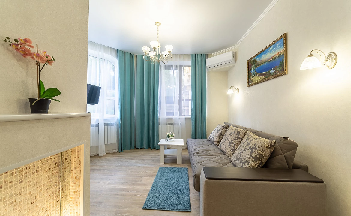 4 комнатная квартира в центре Сочи рядом с пляжем Ривьера. Уютные Квартиры в центре Сочи рядом с крупнейшим пляжным комплексом Ривьера. Сочи