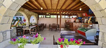 Отель “ЯНАКИС”