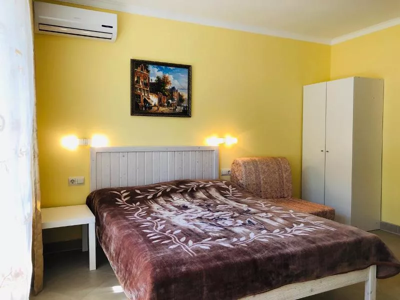 . Гостевой дом "Оливер" в Небуге     . Небуг