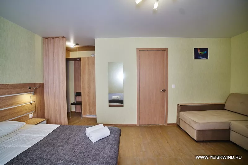 Номер Standard Plus. Серф-отель YEISKWIND. Ейск