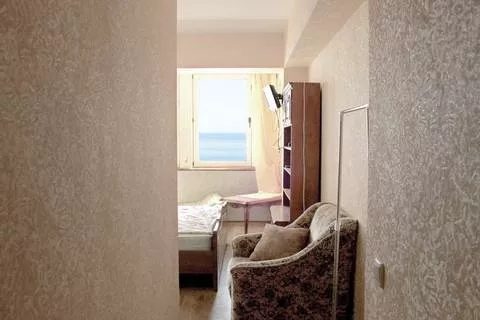 Трехместный номер (№ 4). Эллинг ЮБК «Чайка». Алупка