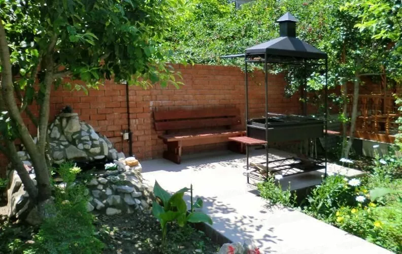 . Гостевой дом "Сибирячка". Ольгинка