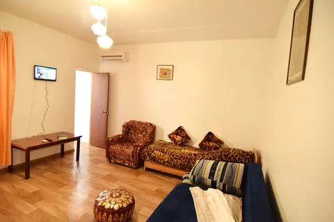 2-х комнатная квартира. Гостевой дом «Квартирки у моря» (кухня в номере). Вардане