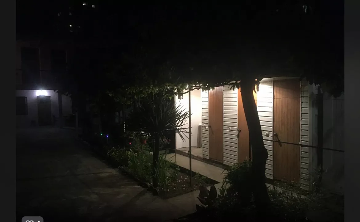 Бюджетный 2х местный номер. Частный сектор Хатуна. Гагра