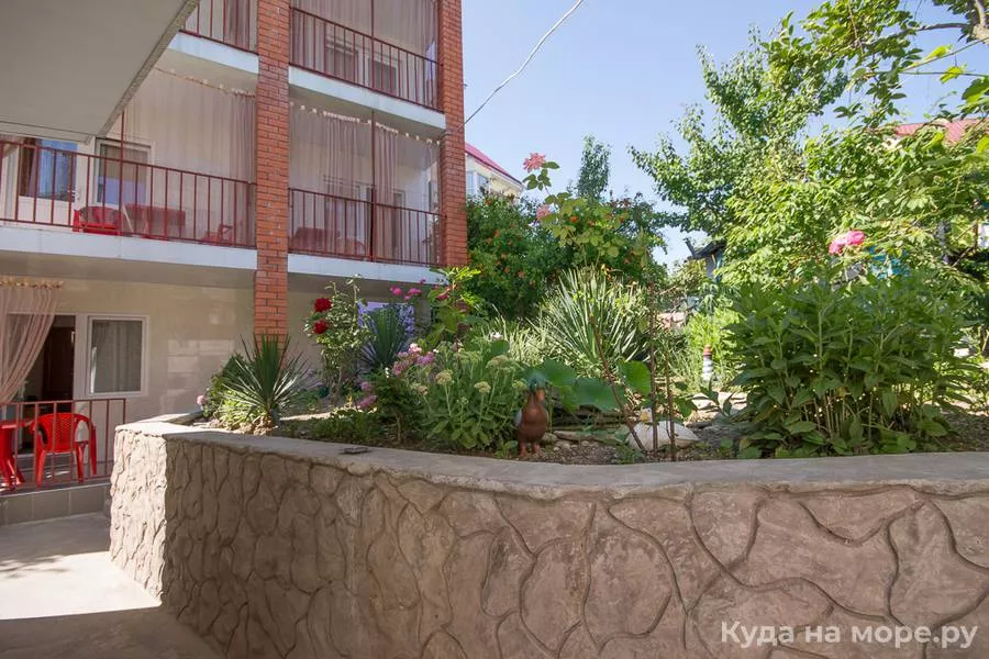 . Гостевой дом "Бумеранг". Ольгинка